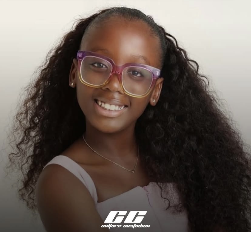 At 13, Simisola Gbadamosi is Fearlessly Showcasing Nigeria to the World