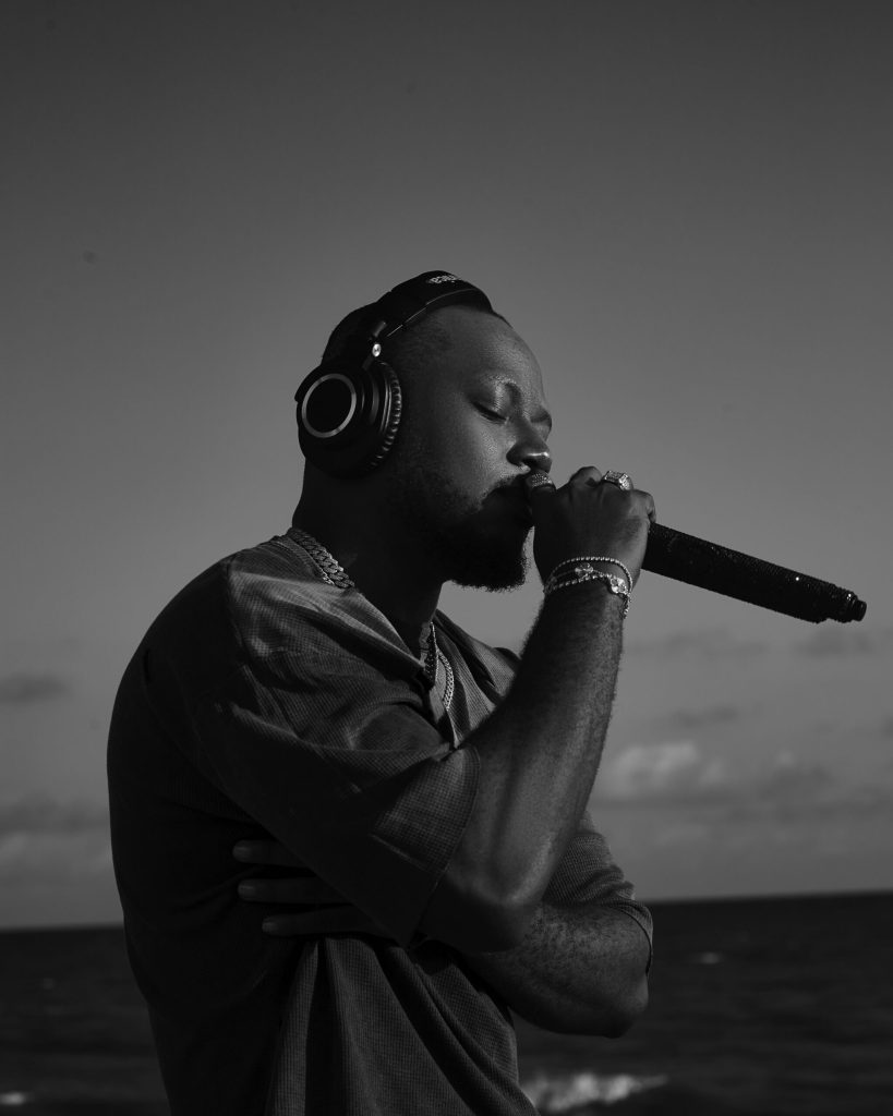 Rising Star Ben Anansi Shines in “Diamonds Dancing”
